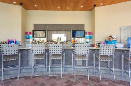 Fantastic Golf Resort with a Movie Theater and Huge Clubhouse and Restaurant - image 12