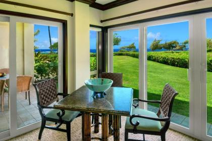 Waipouli Beach Resort Exquisite Ocean Front Condo in Oceanfront H Building Sleeps 8 AC Pool - image 1