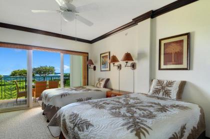Waipouli Beach Resort Spectacular Luxury Oceanfront Condo Sleeps 8 AC Pool - image 11