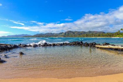 Lae Nani Resort Penthouse Oceanfront Pool - image 10