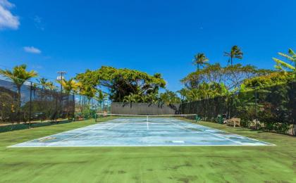 Lae Nani Resort Penthouse Oceanfront Pool - image 16