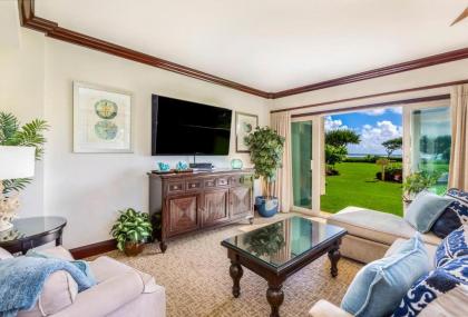 Waipouli Beach Resort Exquisite Oceanfront Villa AC Pool - image 8