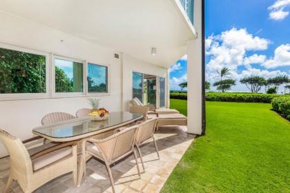 Waipouli Beach Resort Exquisite Oceanfront Villa AC Pool - image 9