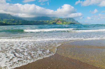 Waipouli Beach Resort Beautiful Ocean View Condo in Coveted Oceanfront H Building! AC Pool - image 10