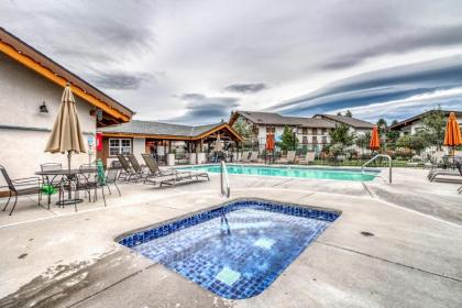 Icicle Village Resort 402: Juniper Studio - image 18