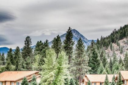 Icicle Village Resort 402: Juniper Studio - image 9