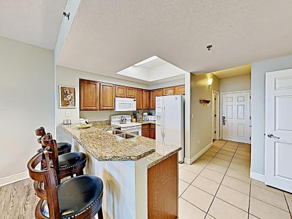 New Listing! Gulf-View Resort with Pool Golf & Gym condo - image 6