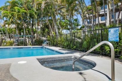 Big Island Kailua Bay Resort 1-306 by Coldwell Banker Island Vacations - image 5