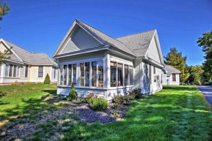 Wells Cottage with Resort Amenities - 1 Mi to Beach! - image 1