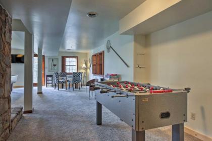 Family-Friendly Massanutten Log Home with Views! - image 11