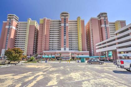 Baywatch Resort Tower 2 Oceanfront Condo with Pools! - image 8
