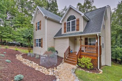 Massanutten Resort Home with Grill Views of Slopes!