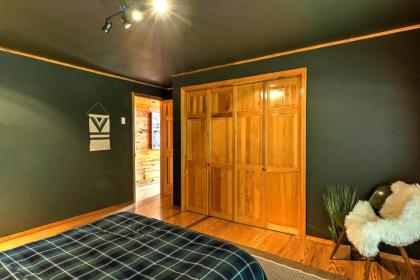 Catskill Chalet Cabin about 3 Mi from Belleayre Resort! - image 14