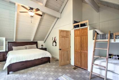 Secluded Cabin - 5 Mins to Gunstock Mtn Resort! - image 14