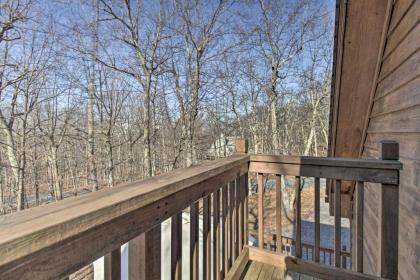 Wintergreen Resort Cabin with Deck-Small Dogs Allowed - image 16