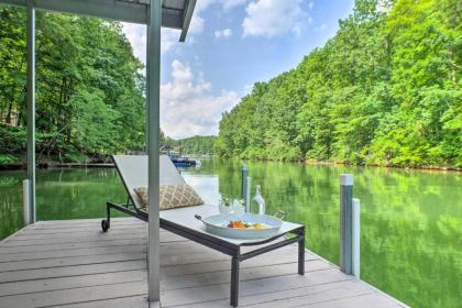 Resort-Style Home on Tims Ford Lake Steps to Dock - image 15