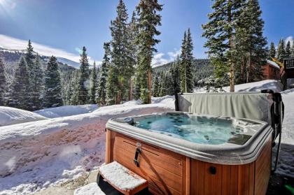 Spacious Breck Home with Hot Tub about 9 Mi to Ski Resort - image 15
