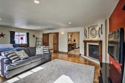Spacious Breck Home with Hot Tub about 9 Mi to Ski Resort - image 20