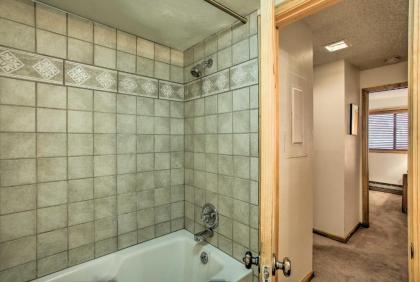 Avon Condo-Between Beaver Creek and Vail Resort - image 11