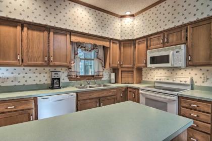 Resort Home with Grill - 1 2 Mi to Bethany Beach - image 11