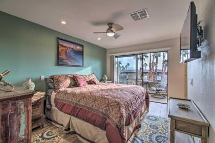 Chic Palm Springs Resort Condo with 2 Balconies - image 3
