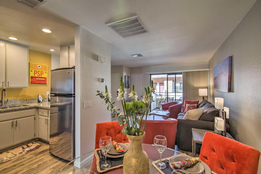 Chic Palm Springs Resort Condo with 2 Balconies - image 6