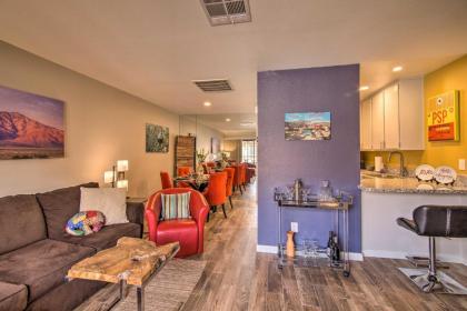 Chic Palm Springs Resort Condo with 2 Balconies - image 8