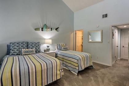 Golf Course Resort Condo - Walk to Miramar Beach! - image 20