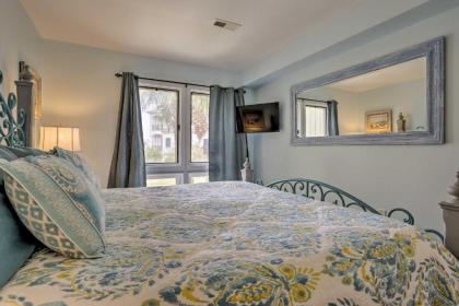 Golf Course Resort Condo - Walk to Miramar Beach! - image 4