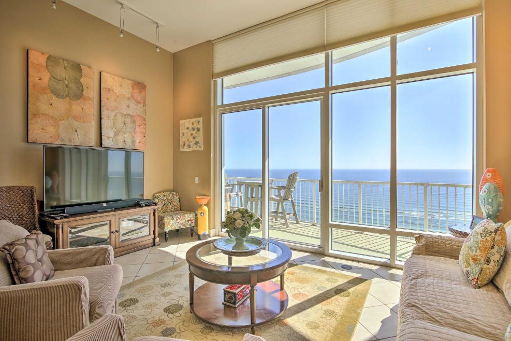 28th-Floor Resort Condo with Balcony and Ocean Views - main image