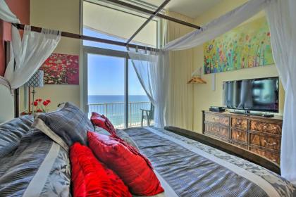 28th-Floor Resort Condo with Balcony and Ocean Views - image 2