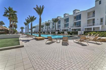 28th-Floor Resort Condo with Balcony and Ocean Views - image 20