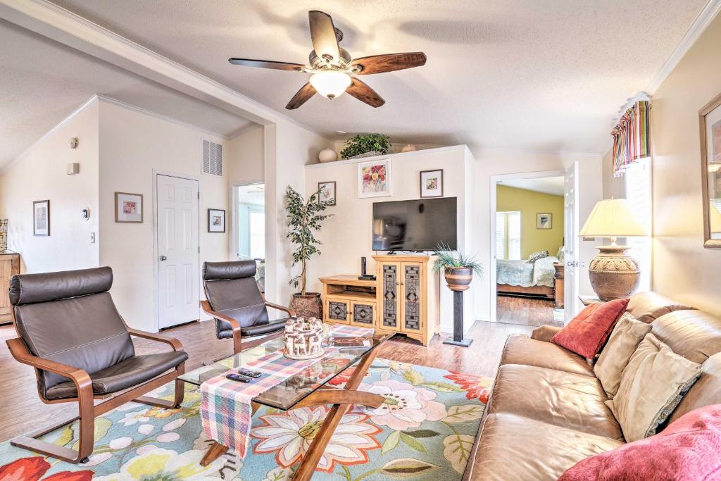 Surfside Beach Resort Home - 1 Block to Beach - main image