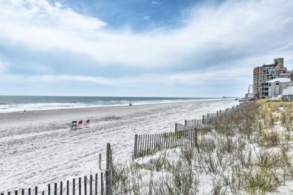 Surfside Beach Resort Home - 1 Block to Beach - image 20