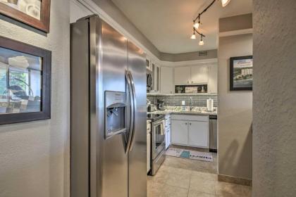 Stylish Resort Condo with Boat Slip on Lake Hamilton! - image 9