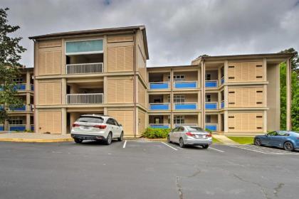 Lakefront Condo with Resort-Style Amenities and Marina - image 17