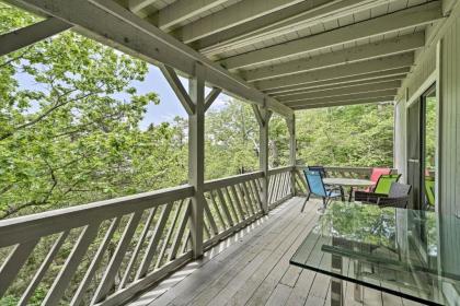 Resort Home with Hot Tub on Lake of the Ozarks! - image 12