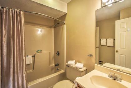 Lincoln Resort Condo 3 Mins to Loon Mountain! - image 5