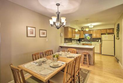 Lincoln Resort Condo 3 Mins to Loon Mountain! - image 6