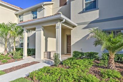 Immaculate Home Resort Amenities 4 Mi to Disney! - image 1