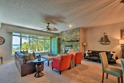 Lake Keowee Resort Condo with Balcony and Pool Access! - image 16