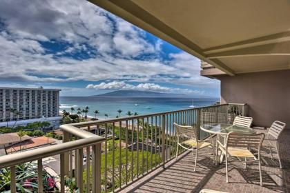 Kaanapali Beach Resort Condo with Lanai and Ocean Views!