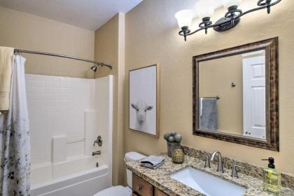 Resort Condo with Pool - 7Mi to TPC Scottsdale! - image 11