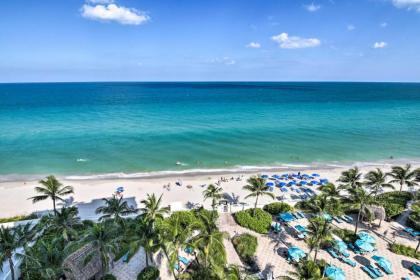 Hollywood Beachfront Condo with Resort Amenities! - image 3