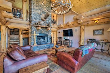 Resort Cabin Ski-In and Out and Mtn Bike Trail Access!