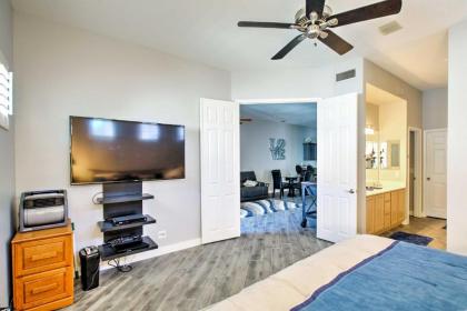 Sleek Scottsdale Condo Balcony and Resort Amenities - image 9