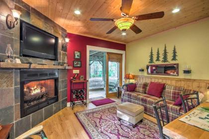 Sapphire Apt in Nantahala with Resort Amenities!