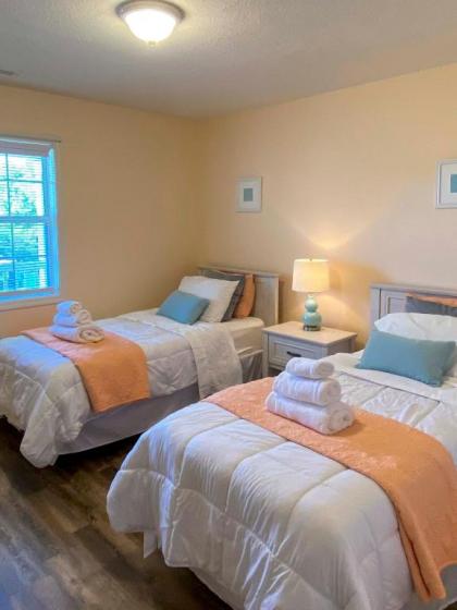 Golf and Beach Retreat - River Oaks Resort Amenities - image 19