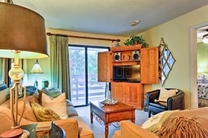 Resort-Style Hilton Head Condo - Walk to Beach! - image 15