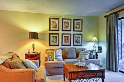 Resort-Style Hilton Head Condo - Walk to Beach! - image 8